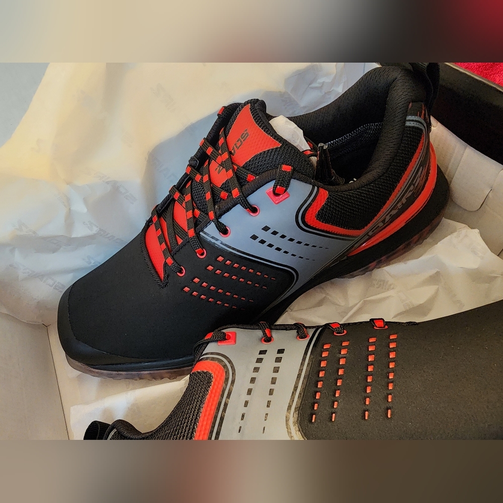 Sqairz Speedfire Golfing Shoes Men's Size 9.5 NWT